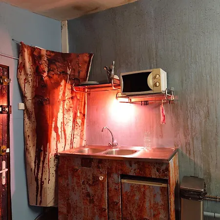 Glauque Horror And Cinema Themed